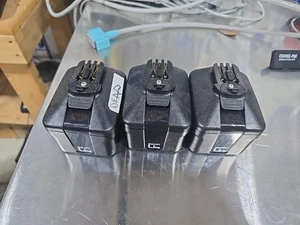 Stryker SMART Life chirurgischer Akku Posten von 3 Einheiten 7215 für Teile, die nicht geladen werden  - Bild 1 von 7