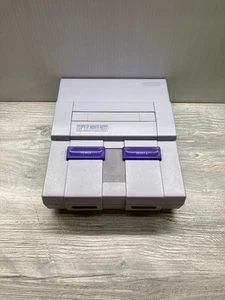 Solo console Super Nintendo SNES SNS-001 - testata e funzionante! Ottime condizioni - Foto 1 di 7