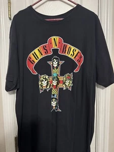 GUNS AND ROSES Logo Graphic T-Shirt Black (Size-XXL) - Picture 1 of 2