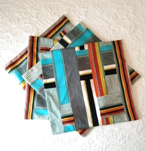 Lot of 4 West Elm Crewel Geometric Pattern Pillow Covers Only 20"x20" Cotton - Picture 1 of 16