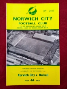 NORWICH CITY v WALSALL - FOOTBALL LEAGUE DIVISION 2 - 1962/63 - MINT CONDITION - Picture 1 of 3