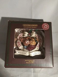 BOYDS BEARSTONE CHRISTMAS ORNAMENT HOLIDAY HUGS OUR FIRST CHRISTMAS - Picture 1 of 3