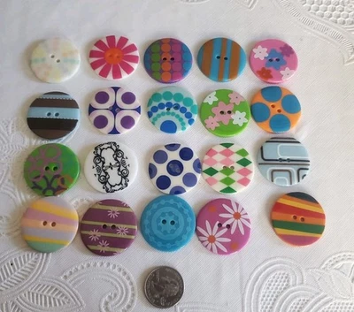 Lot 20 Buttons Large Sew Craft Projects  Flowers, Abstracts Approx 1 & 1/3 " - Image 1 of 2