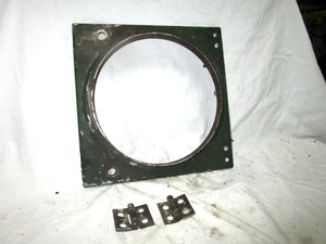 50's/60's Crouse Hinds 8" Traffic Signal 3 light pivoting aluminum light cover - Picture 1 of 8