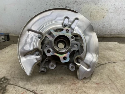 Buje de cojinete de rueda de nudillo husillo trasero izquierdo BMW X3 2025 *7 k millas* fabricante original Foto 1 de 4