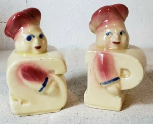 Vintage Salt Pepper SHAWNEE CHEFS Chubby & Cute Corks in place READY To USE - Picture 1 of 6