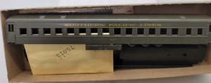 Athearn 1853. STD Coach, Southern Pacific R/R Ho scale - Picture 1 of 7