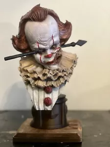 IT Pennywise Clown Horror Bust Statue prop figure - Picture 1 of 4