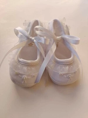 ZAPATOS WILLBETH, HERMOSOS ZAPATOS BLANCOS, TALLA 1, NUEVOS, BEBÉ NIÑA Foto 1 de 3
