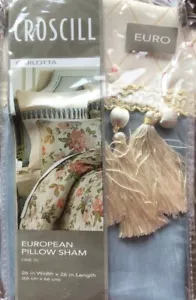 Croscill Carlotta European 26" x 26" Sham Tassel Fringe Multicolor New - Picture 1 of 4