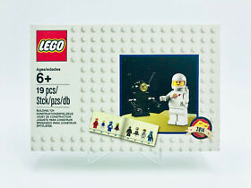 LEGO Classic Spaceman Minifigure Retro 5002812 - 2014 Exclusive, New & Sealed