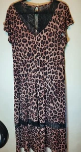 Vestido midi de encaje acampanado calce elástico curvilíneo estampado animal leopardo talla 2 18/20 Torrid - Imagen 1 de 9