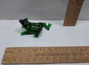 GREEN GLASS FROG - FIGURINE - Green with Black and Yellow Spots - Glass - Bild 1 von 11