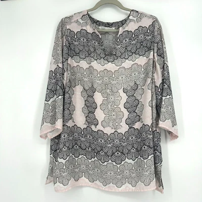 Violet & Claire Boho Tunic Top Pink Black Chiffon Split Neck 3/4 Sleeves Size 1X - Image 1 of 4