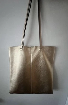 Vintage Early 2000’s  Leather Effortless Tote | Banana Republic - Image 1 of 4
