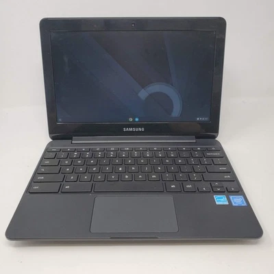 Samsung Chromebook XE500C13 K04US 11.6 Celeron N3060 1.6GHz 2GB" 16GB eMMC Foto 1 de 4