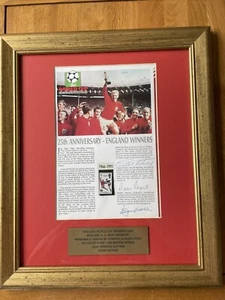 1966 WORLD CUP MEMORABILIA. RARE STAMP AND SIGNED BY 3 OF THE SQUAD - Picture 1 of 6