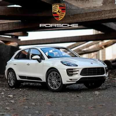 WELLY 1:24 Porsche Macan Turbo SUV Alloy Car Model Diecast Toy Vehicles Car - Image 1 of 4