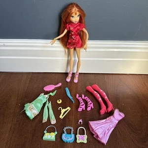 Winx Club Magic Wardrobe Bloom Doll Dresses Shoes Bags Accessories - Picture 1 of 16