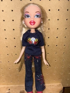 Vintage Bratz Cloe blonde Puppe bekleidet 2001 in Jeans gekleidet, blau Top, Sandalen - Bild 1 von 18