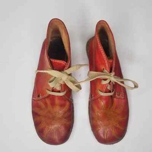 HAND PAINTED Women's Leather Shoes with Sun Design size EU 39, US 8.5 - Picture 1 of 9