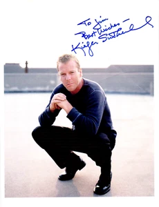 Foto firmada por Kiefer Sutherland 8,5x11 - 24 Stand By Me Lost Boys Young Guns - Imagen 1 de 2