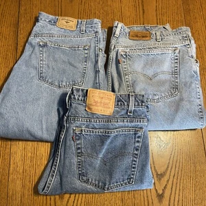 Paket 3 Paar blaue Herrenjeans Größe 38 x 30 2 Levi 505.545 & Dockers - Bild 1 von 8
