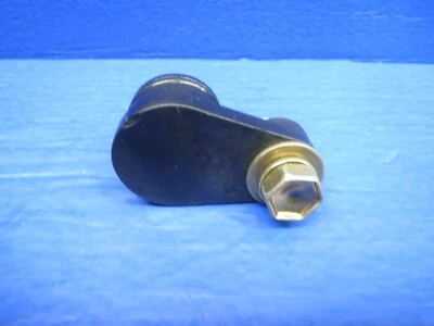 Toyota 4runner 1999 2x2 salida trasera sensor agujero enchufe con perno OEM B24 Foto 1 de 4