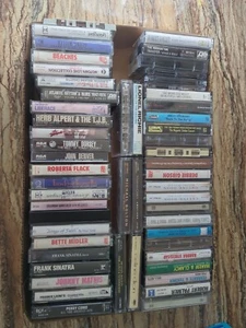 Audio Cassette Lot Of 55 : Wide Variety - Dion, Bolton, Sinatra, Elton John - Picture 1 of 7