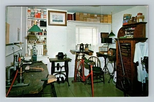 Shelburne Museum Doctor's Office Drug Bottles Equipment Vermont Vintage Postcard - Picture 1 of 2