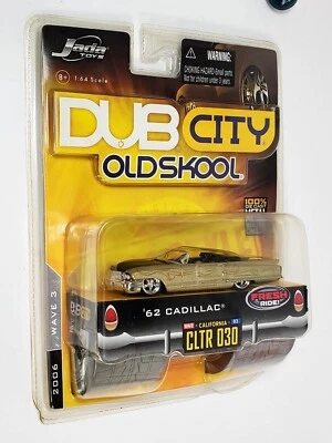 JADA '62 CADILLAC CONVERTIBLE DIE-CAST DUB CITY OLDSKOOL WAVE 3 MOSC 1:64 2006 - Image 1 of 4