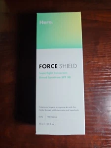Protector solar Hero Force Shield Superlight SPF 30 1,69 OZ Exp. 07/25 - Imagen 1 de 5