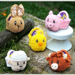 KNITTING PATTERN - Easter Farm Animal Basket fits Creme Egg - Bunny, Chick, Cow - Picture 1 of 1