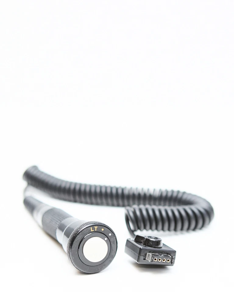 MAMIYA RZ67 ELECTROMAGNETIC CABLE RELEASE SHORT - Image 1 of 1