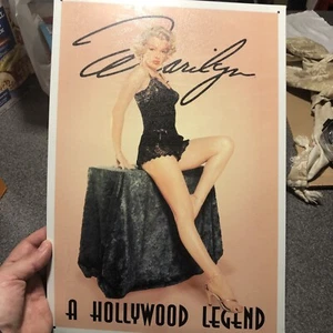 Marilyn Monroe Metal Sign COLLECTOR METAL SIGN-New-Never Displayed-16x20 - Picture 1 of 3