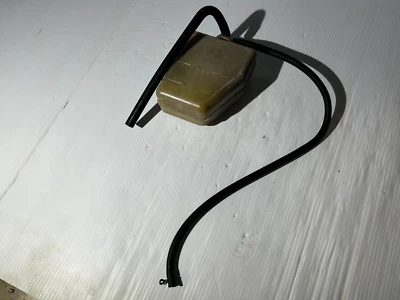 1985 - 1989 三菱明星克莱斯勒征服原始设备制造商冷却剂储备 — 第 1/4 张图片