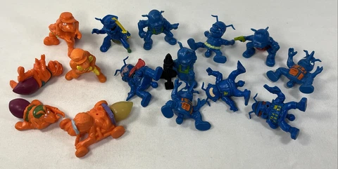 Army Ants Hasbro Figures Blue Orange 80's 2" PVC action figures eggs lot of 15 Cover
