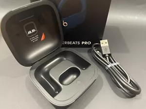 Original Powerbeats Pro Beats by Dr. Dre Charging Case Replacement -- Excellent - Picture 1 of 4