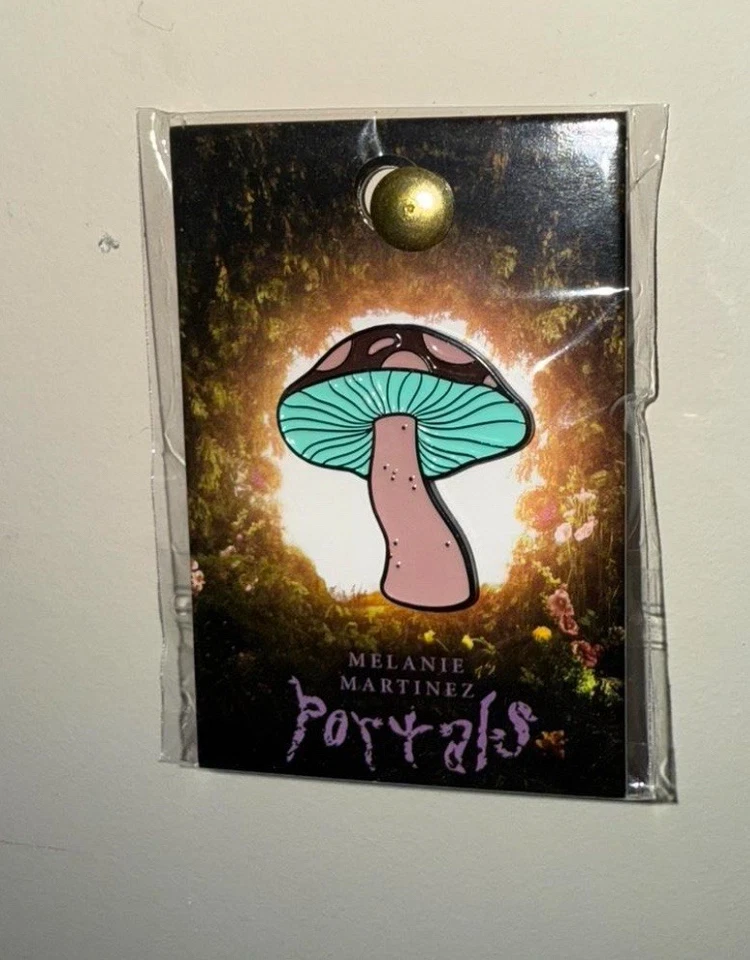 Melanie Martinez Portals Shroom Enamel Pin Hot Topic (discontinued) - Image 1 of 1