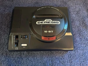 NON-TMSS Sega Genesis Model 1 Console System Only *TESTED* Ships Free !! - Picture 1 of 13