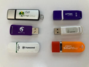 Lot de 8 Go x 6 clés USB mixte de marque USB 3.0 USB 2.0 clé USB - Photo 1/1