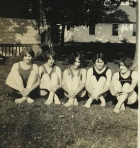 Five Lovely Girls Best Friends Photo 2.75"x4.5" Lot of 2 1930-40's - Picture 1 of 4