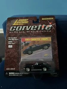Johnny Lightning 1965 Corvette Coupe / 2002 / Classic Chevy - Picture 1 of 3