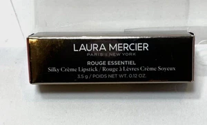 Lápiz labial Laura Mercier Rouge Essentiel crema sedosa en tono ROSA VIF NUEVO en caja - Imagen 1 de 2