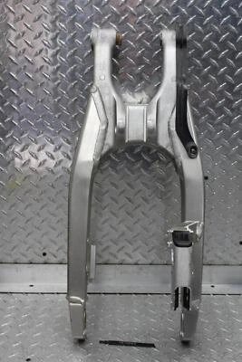 Honda CRF250X 2016 basculante brazo oscilante suspensión Foto 1 de 4