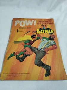BATMAN, POW!, ROBIN STRIKES FOR BATMAN, LIBRO DA COLORARE, WATKINS-STRATHMORE, 1966 - Foto 1 di 14