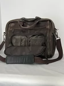 Valigetta/cinturino vintage Wilson's pelle marrone professionale/studente laptop manico/cinturino - Foto 1 di 11