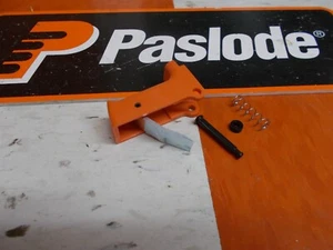 CONJUNTO DE GATILLO Paslode # 501048 + Pin + Ret. + RESORTE (F350S) + muchos otros - Imagen 1 de 1