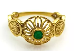 Women's Ring Size :8 US Vintage Style Natural Emerald Gemstone 18K Yellow Gold - Picture 1 of 14