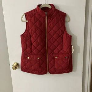 St John's Bay NWT Women's RED Quilted Puffer Vest Full Zip Snap Pockets Medium - Picture 1 of 8